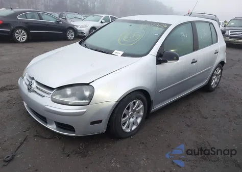 2007 Volkswagen Rabbit 4-Door из США, поврежденный, VIN WVWCS71K47W019819